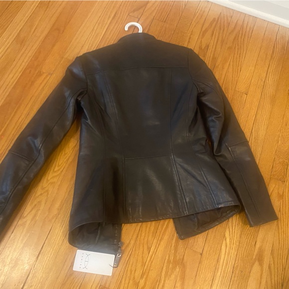 Women’s Danier Leather Dark Brown Leather Jacket- DERI, Size XXXS - Picture 4 of 5